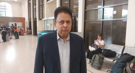 රුසියාවේ මිත්රත්ව සම්මානය දිනා ගත් වෛද්ය සමන් වීරසිංහ දිවයිනට