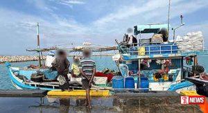 කිරින්දෙන් හමුවූ මත්ද්රව්ය තොගය ප්රවාහනය කළ බවට සැකකෙරන ධීවර යාත්රාව සොයාගෙයි