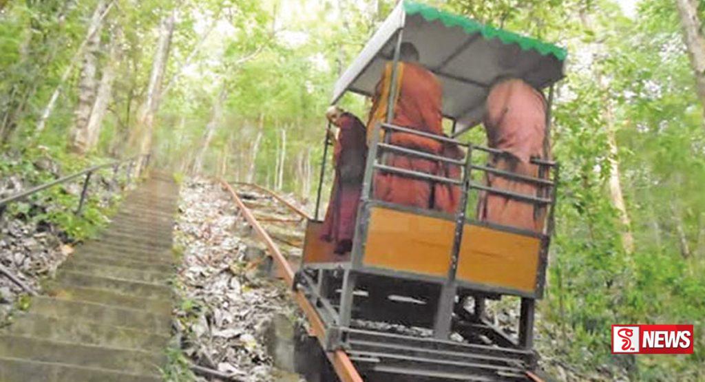 නා උයනේ ඩක්කු අනතුරින් රෝහල්ගතව සිටි තවත් හිමිනමක් අපවත් වෙති