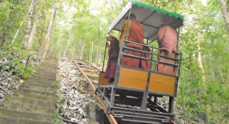 නා උයනේ ඩක්කු අනතුරින් රෝහල්ගතව සිටි තවත් හිමිනමක් අපවත් වෙති