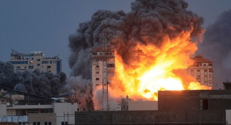 ඊශ්රායලයෙන් ගාසා තීරයට ප්රහාරයක්