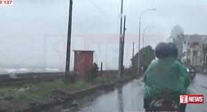 කොළඹ අවට මුහුද රළු වෙයි.. ජීවිතේට දැකලා නෑ මෙහෙම සිද්ධියක් – VIDEO