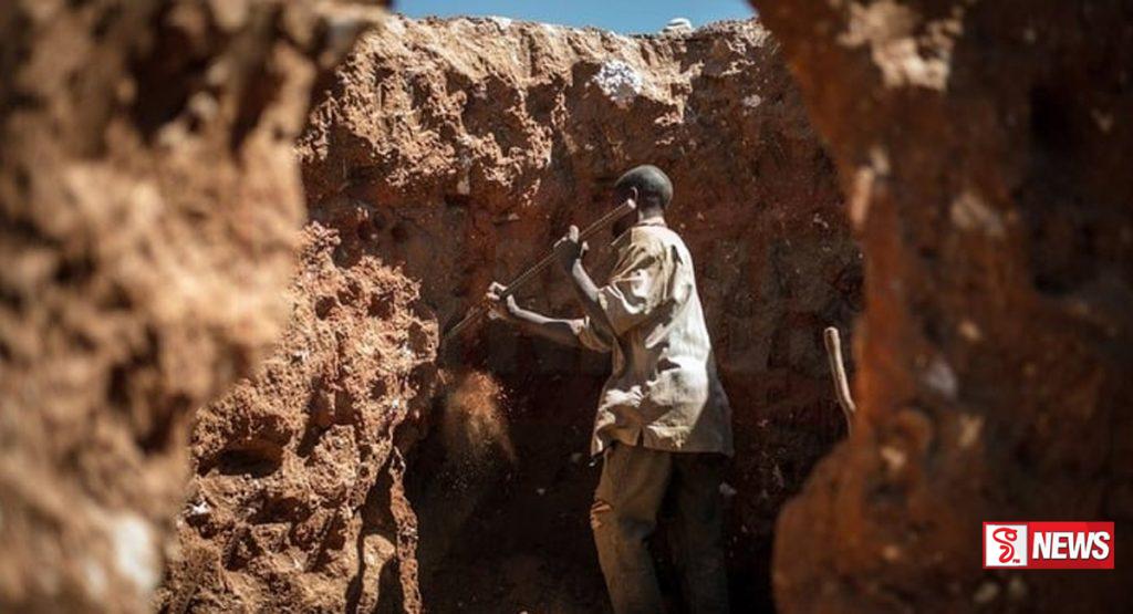 කොංගෝ ජනරජයේ තඹ පතලක සිදුවූ අනතුරකින් කම්කරුවන් 32නෙකු ජිවිතක්ෂයට