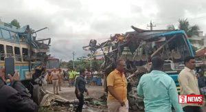 ඉන්දියාවේ බස් රථ අනතුරක් 06 ජිවිතක්ෂයට