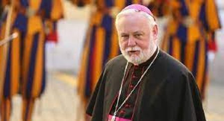 අගරදගුරු පෝල් රිචඩ් ගැලගර් හිමිපාණන් දිවයිනට