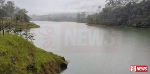 කාසල්රී සහ මාවුස්සාකැලේ පිටාර මට්ටමට ළංවෙයි