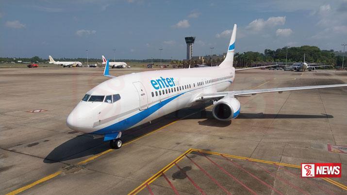 පෝලන්ත ගුවන් යානා දෙකක් දිවයිනට