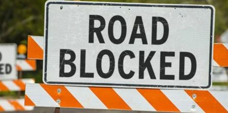 හෙම්මාතගම – ගම්පොළ මාර්ගයත් අවහිරවෙයි