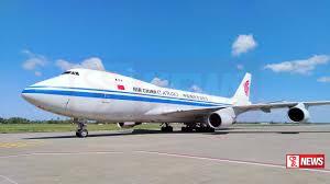 ආධාර රැගෙන චීනයෙන් ගුවන් යානයක්