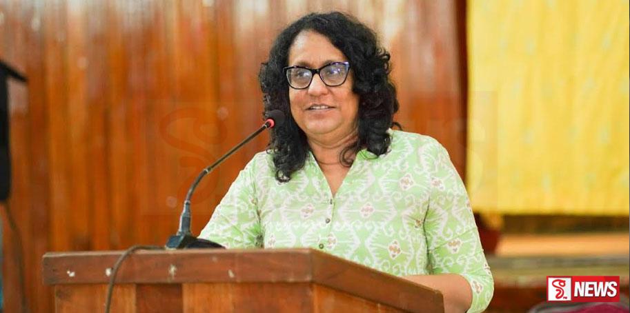 පාසල් ආරම්භය ගැන දැනුවත් කරන්න අගමැතිනිය නුවරඑළියට