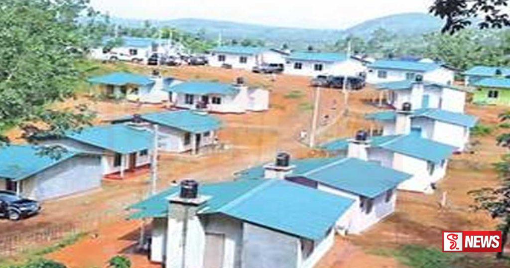 වතු සේවක පවුල් 24 කට නව නිවාස