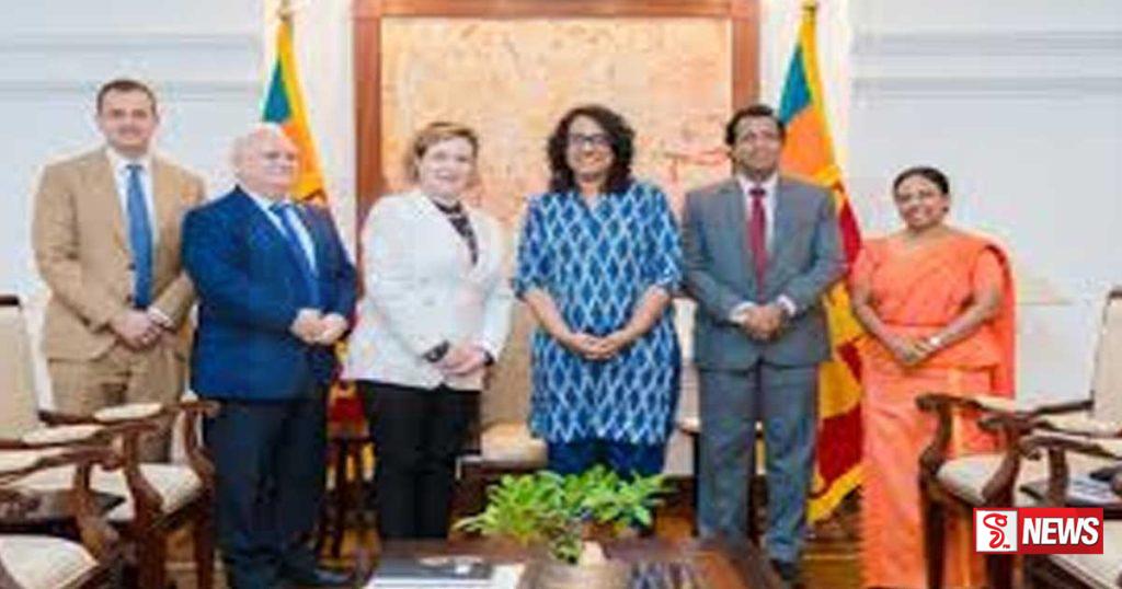 කැනේඩියානු මහ කොමසාරිස්වරිය අගමැතිනිය හමුවෙයි