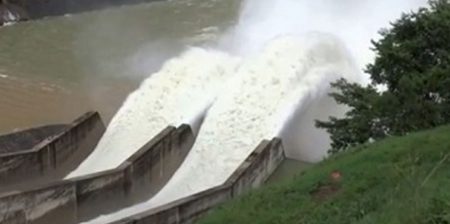 ජලාශ කිහිපයක් උපරිම මට්ටමට ළංවෙයි