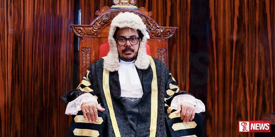 මන්ත්රී රන්වල රිය අනතුරකට ලක්වෙයි