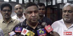 VIDEO : පක්ෂ මතයට පිටින් ගිය ප්රාදේශීය සභා මන්ත්රීවරුන් ගැන නිදහස් පක්ෂය තීරණයක් ගනියි