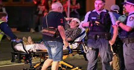 අමෙරිකාවේ බසයක සමූහ වෙඩි තැබීමක්