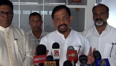 සුළු සුළු කරුණු මත බලය ගන්න සුන්බුන් විපක්ෂය හිතනවා නම් ඒක සිහිනයක් විතරයි