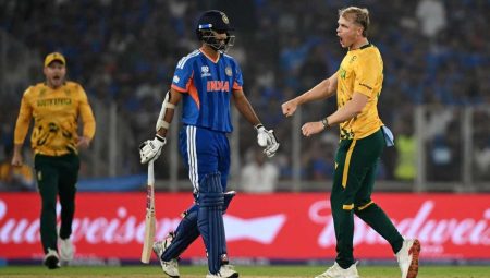 දකුණු අප්රිකාව හමුවේ ඉන්දියාව අසරණ වෙයි