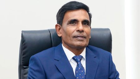 අවුරුදු 3කට වඩා කිසිම පොලිස් නිලධාරියෙක් එකම පොලිසියේ තියන්නේ නෑ