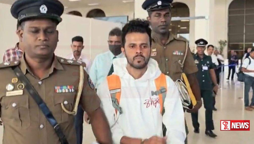 අත්අඩංගුවට ගැනුණු “පොඩි ලැසී” දිවයිනට ගෙන එයි