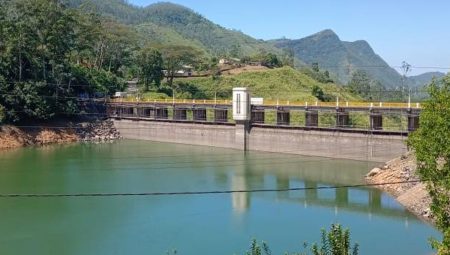 මාඋස්සාකැලේ සහ කාසල්රී ජල මට්ටම් සීග්රයෙන් පහළට