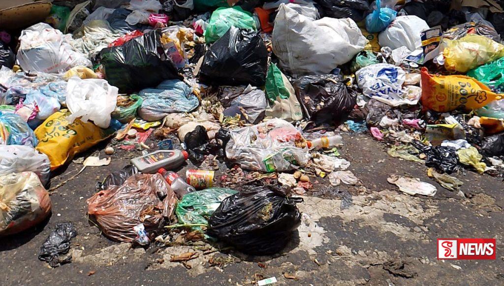 කුණු නිසා ජනතාව දැඩි දුෂ්කරතාවයට