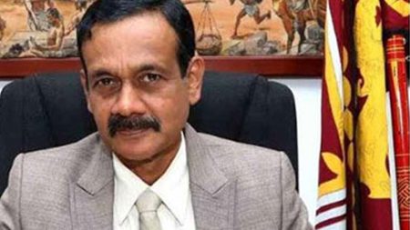 මධ්යම ආණ්ඩුකාරවරයාගේ ඉල්ලා අස් වීම ජනපතිට භාරදෙයි