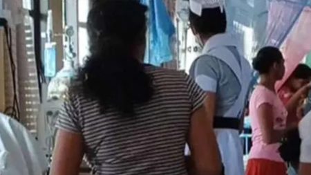 විෂ සහිත බීජ වර්ගයක් ආහාරයට ගත් සිසුන් පිරිසක් රෝහලට