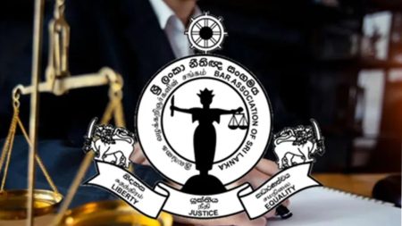 විනිසුරුවරුන්ගේ විශ්රාම ගැනීමේ වයස් සීමාව වෙනස් නොකළයුතු බව නීතීඥ සංගමය කියයි