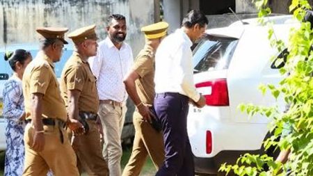 රක්ෂිත බන්ධනාගාර ගත කල සුගීෂ්වර බණ්ඩාර අධිකරණයට