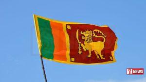 තෙදින ශෝක කාලය තුළ සියලුම රාජ්ය ආයතනවල ජාතික කොඩිය අඩකුඹු කරන ලෙස ඉල්ලීමක්