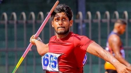 සුමේධ රණසිංහගෙන් ලෝකඩ පදක්කමක්