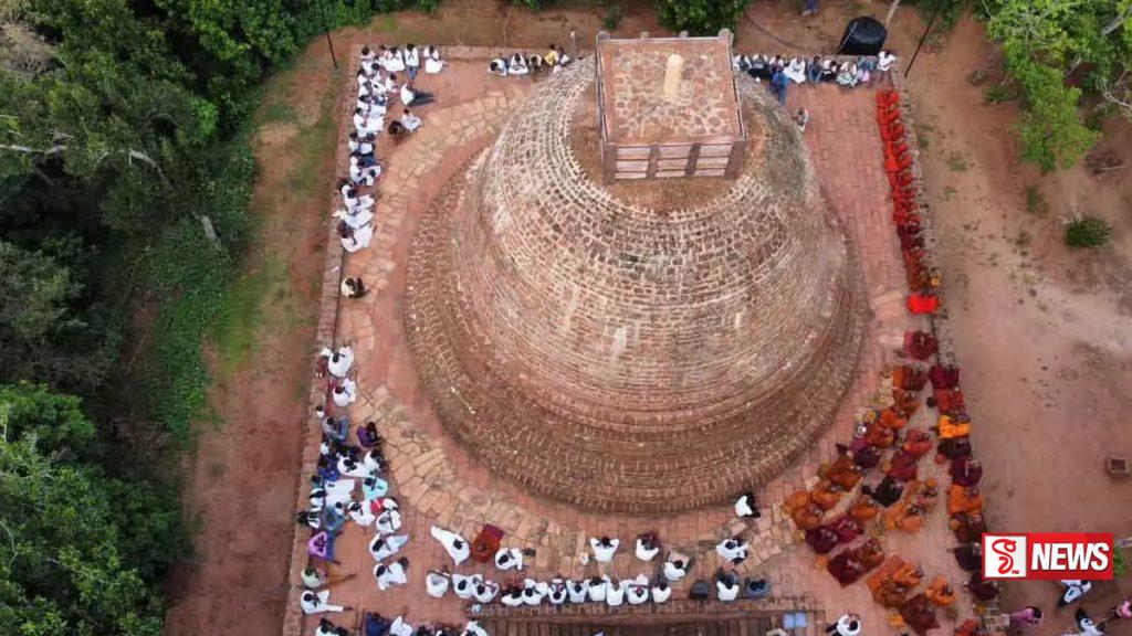කුරුන්දි රාජ මහා විහාරයට යලිත් පොලිස් ආරක්ශාව