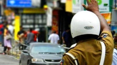 රාජගිරිය ආශ්රිතව රථ වාහන සීමා කිරීමක්