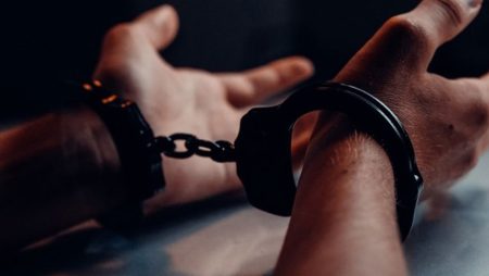 වැලිඔය ප්රියන්තගේ ගෝලයෙකු අත්අඩංගුවට