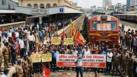 දුම්රිය වර්ජනය ස්ථිර බවට දැනුම්දීමක්