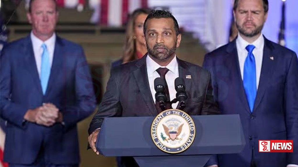 එෆ් බී අයි අධ්යක්ෂකට චෝදනා රැසක්