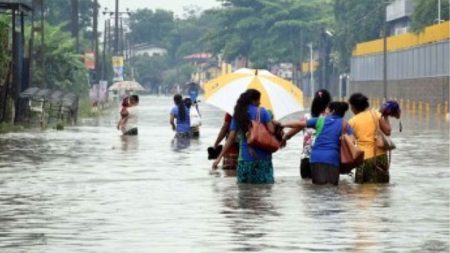 අයහපත් කාළගුණයෙන් ප්රදේශ රැසකට බලපෑම්